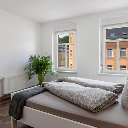 G2 6 Personen 75m² Appartement Gera